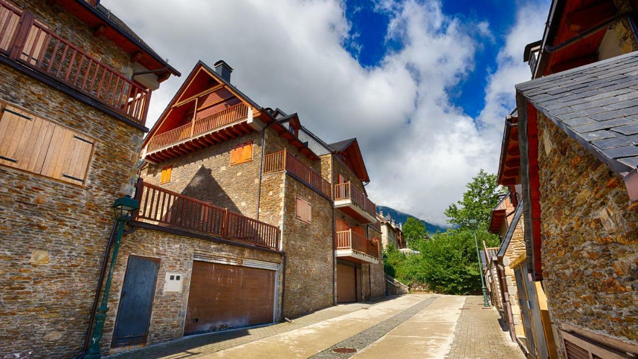 Апартаменти Saplan Real Estate Artiga Les Bordes Екстер'єр фото